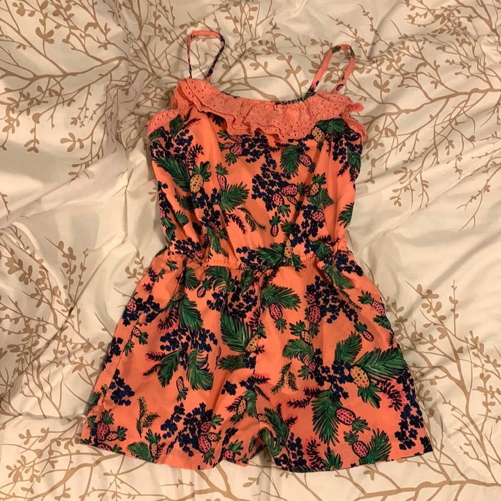 Adorable girls romper 🥰 Size 12
